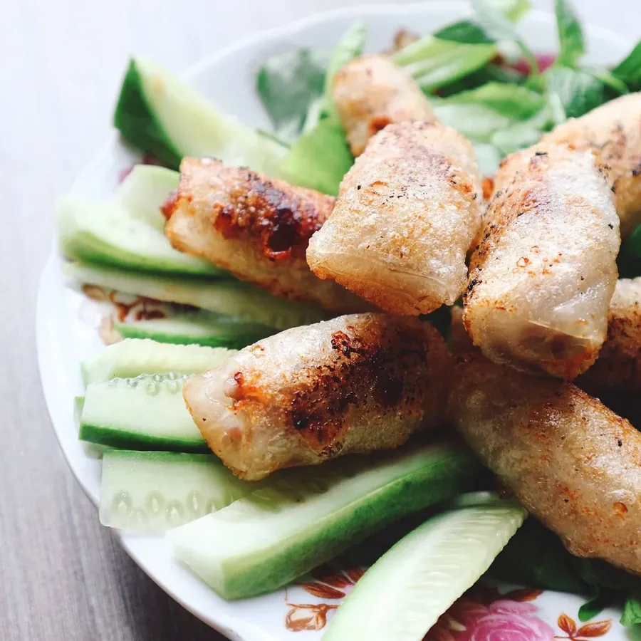 Nồi nấu trong bếp